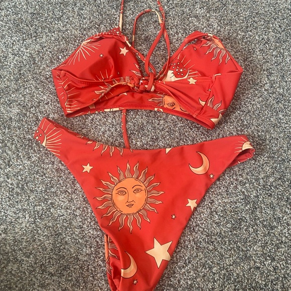 Zaful Celestial Sun and Moon Red Bikini Set sz 6 /medium - Picture 6 of 9